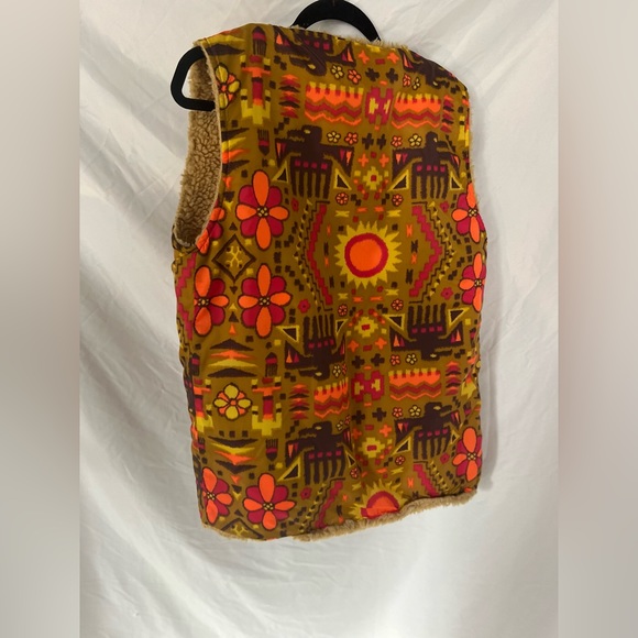 Sherpa 70s inspired vest - Picture 4 of 4